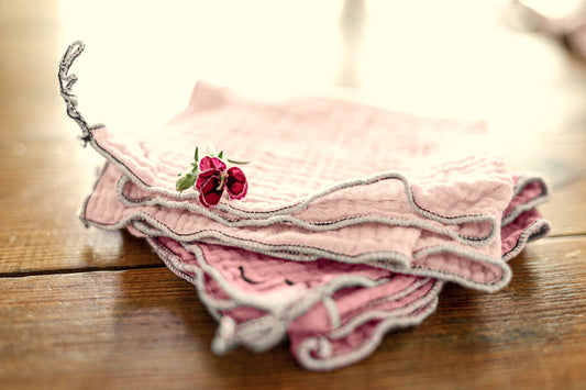 Bitty Cloth